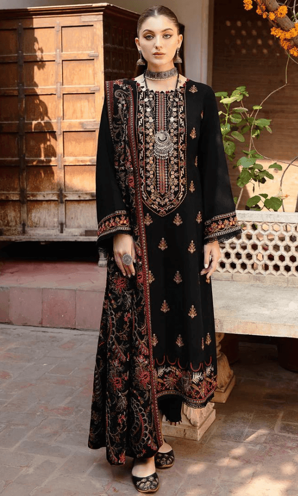 3 Piece Embroidered Dhanak Shirt With Embroided Dhanak Shawl RM 650